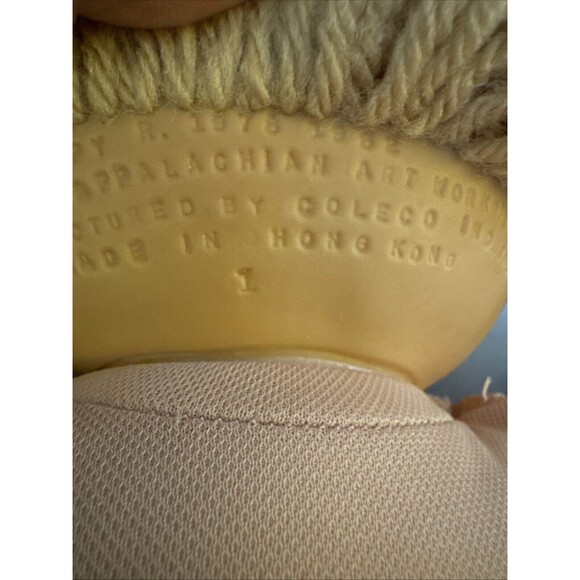 Cabbage Patch Kids Wheat Poodle Hair w/ 2 Ponytails Girl Green Eyes RARE - Picture 5 of 11